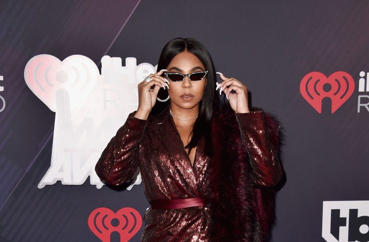 Ashanti in Image du Image and glasses from Poppy Lissman