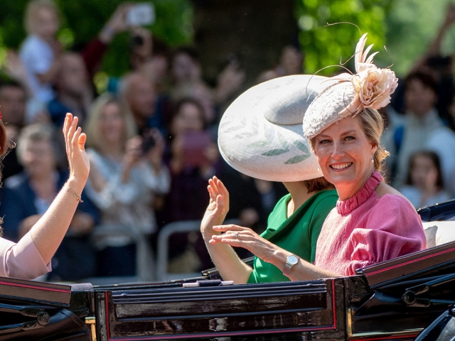 Princess Beatrice and Eugenie and he Countess of Wessex and her daughter Lady Louise