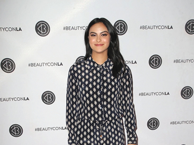 Camila Mendes