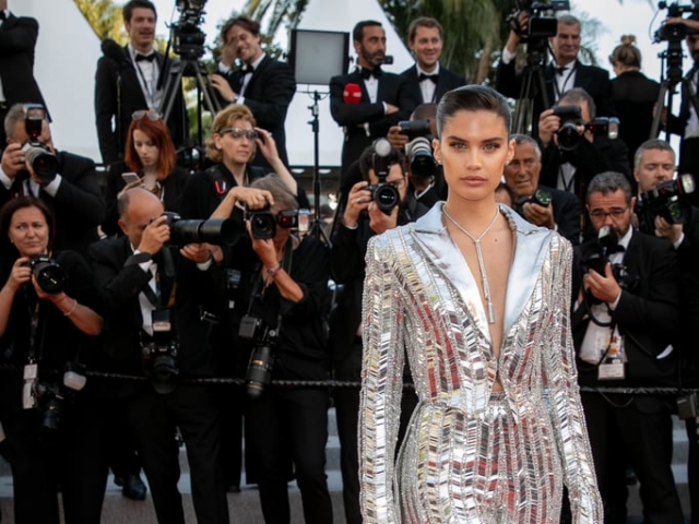 Sara-Sampaio-2019-Cannes-Film-Festival